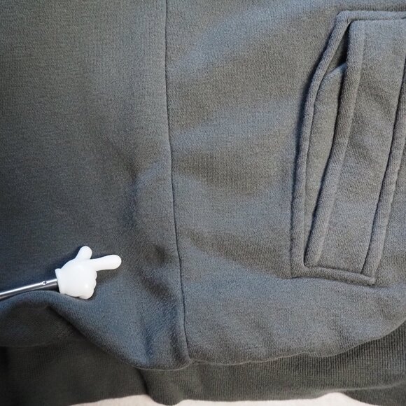 Vintage MV Sport Men's sweater Medium 1/4 Zip (Imperfections) - Picture 10 of 11